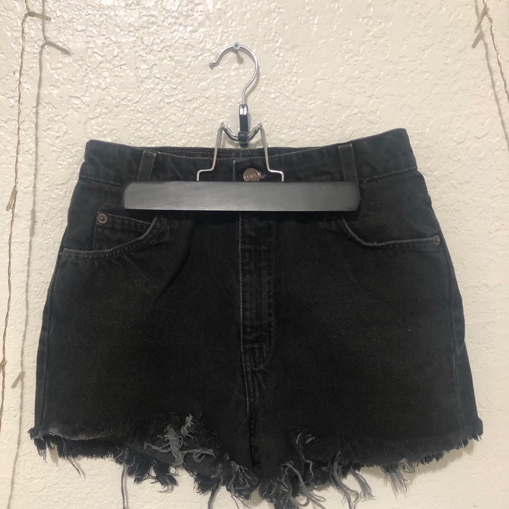 Orange tab Levi shorts 🔥